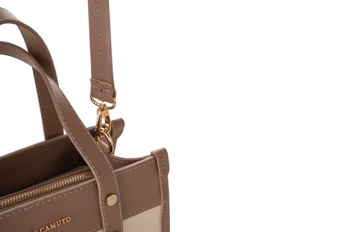 Vince Camuto Cortona Bolso tote de piel de polivinilo en crema y visón, Elegante y sofisticado accesorio de moda para mujer